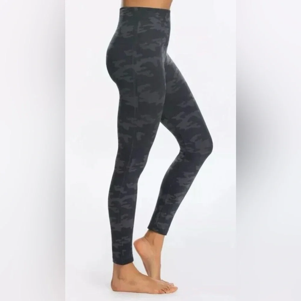 SPANX Womens‎ Camouflage Fitted Leggings Size Large